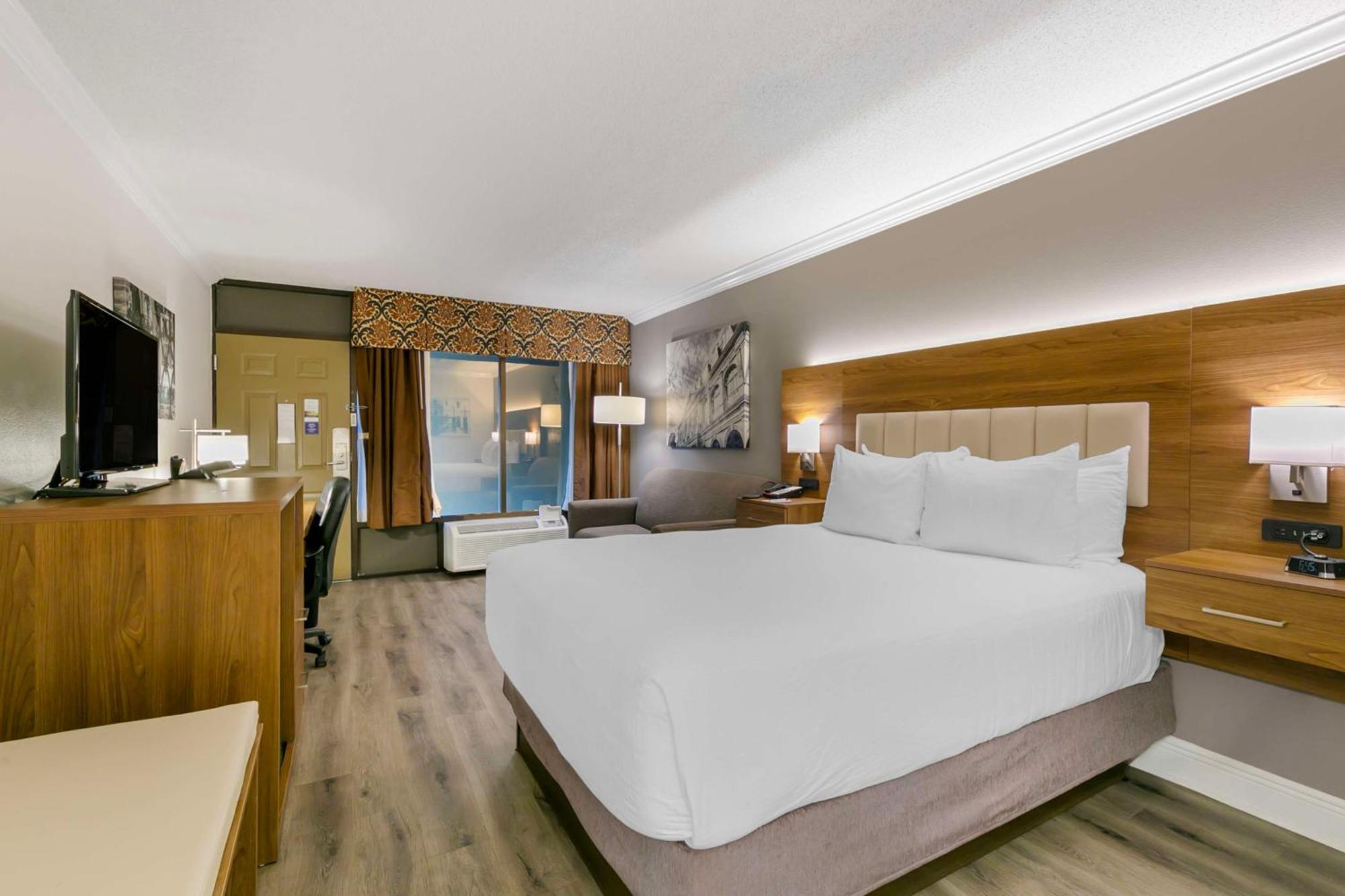 Best Western Plus Westbank Harvey Extérieur photo