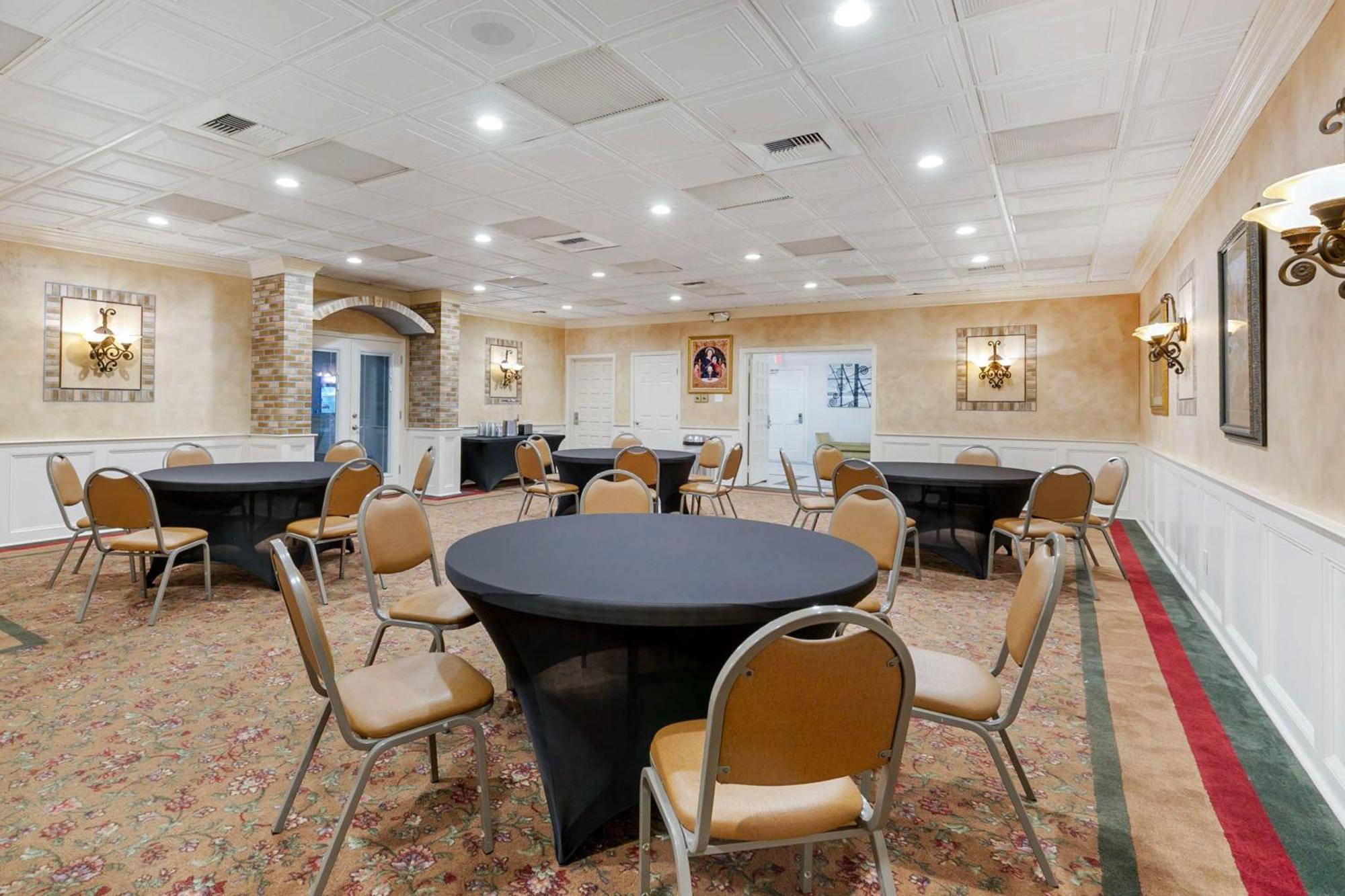Best Western Plus Westbank Harvey Extérieur photo