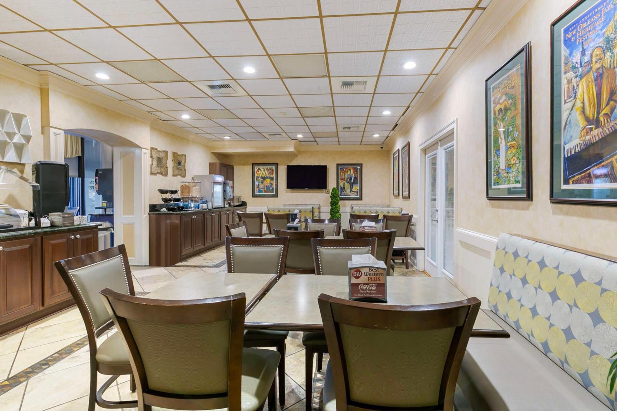 Best Western Plus Westbank Harvey Extérieur photo