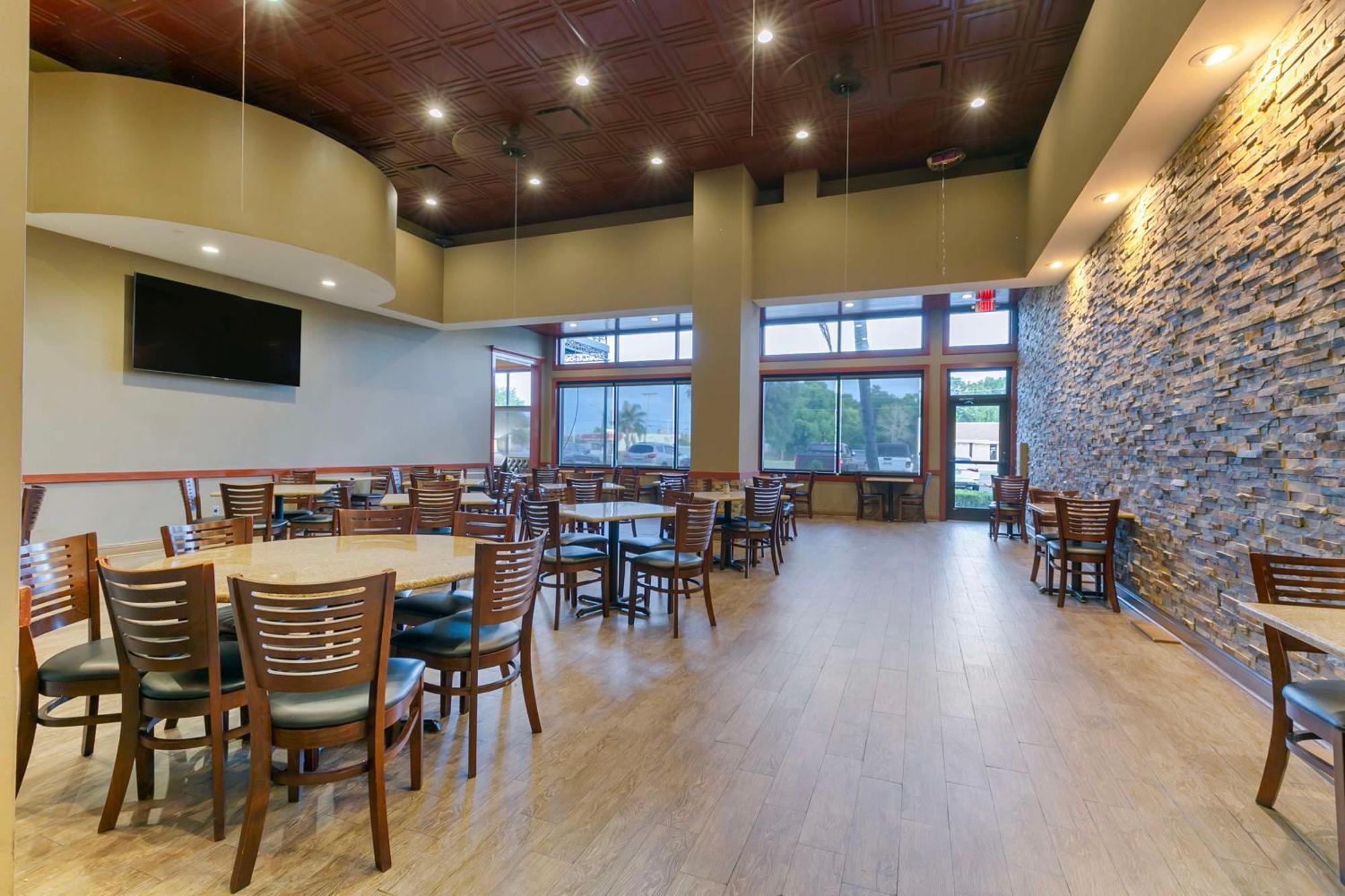 Best Western Plus Westbank Harvey Extérieur photo