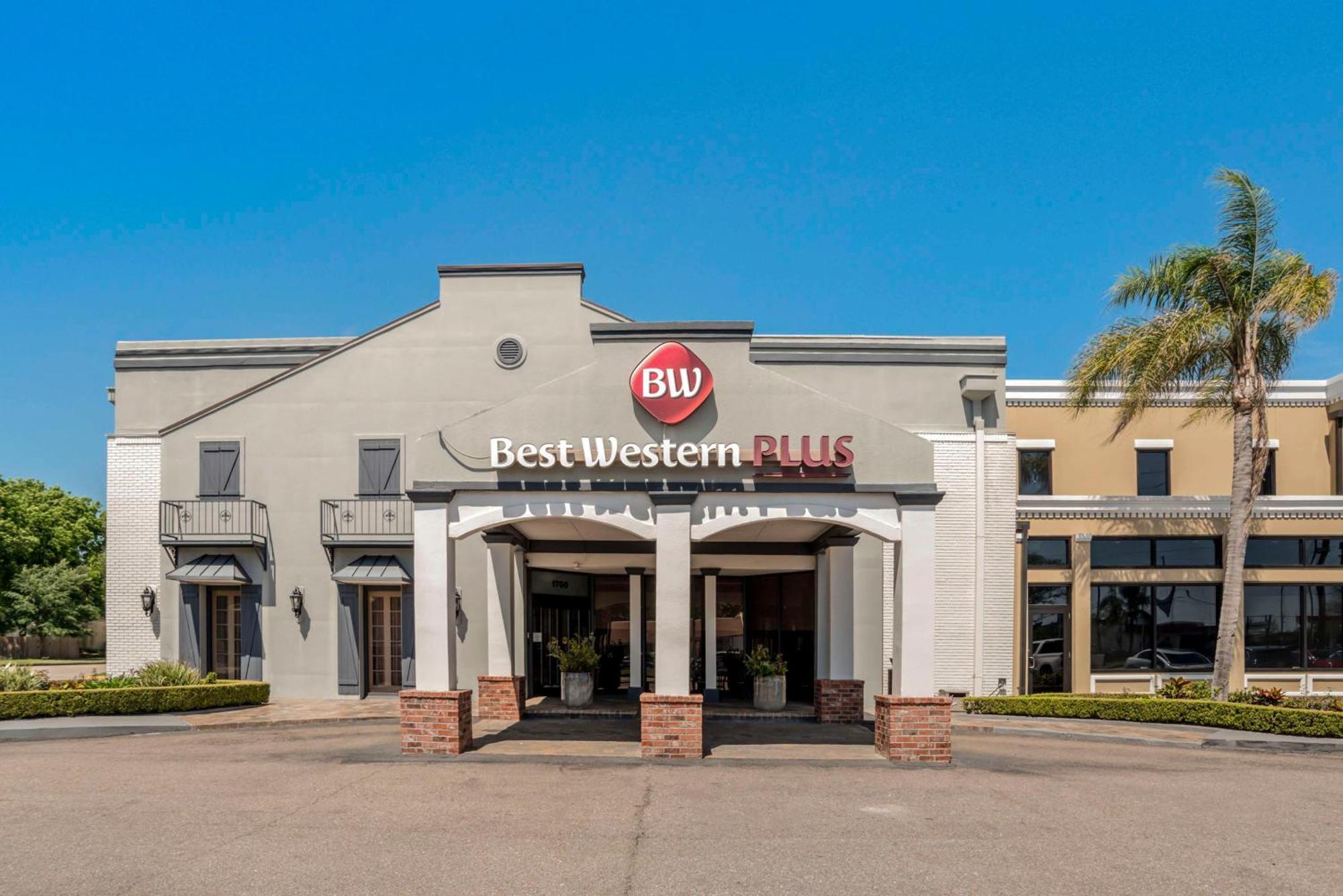 Best Western Plus Westbank Harvey Extérieur photo